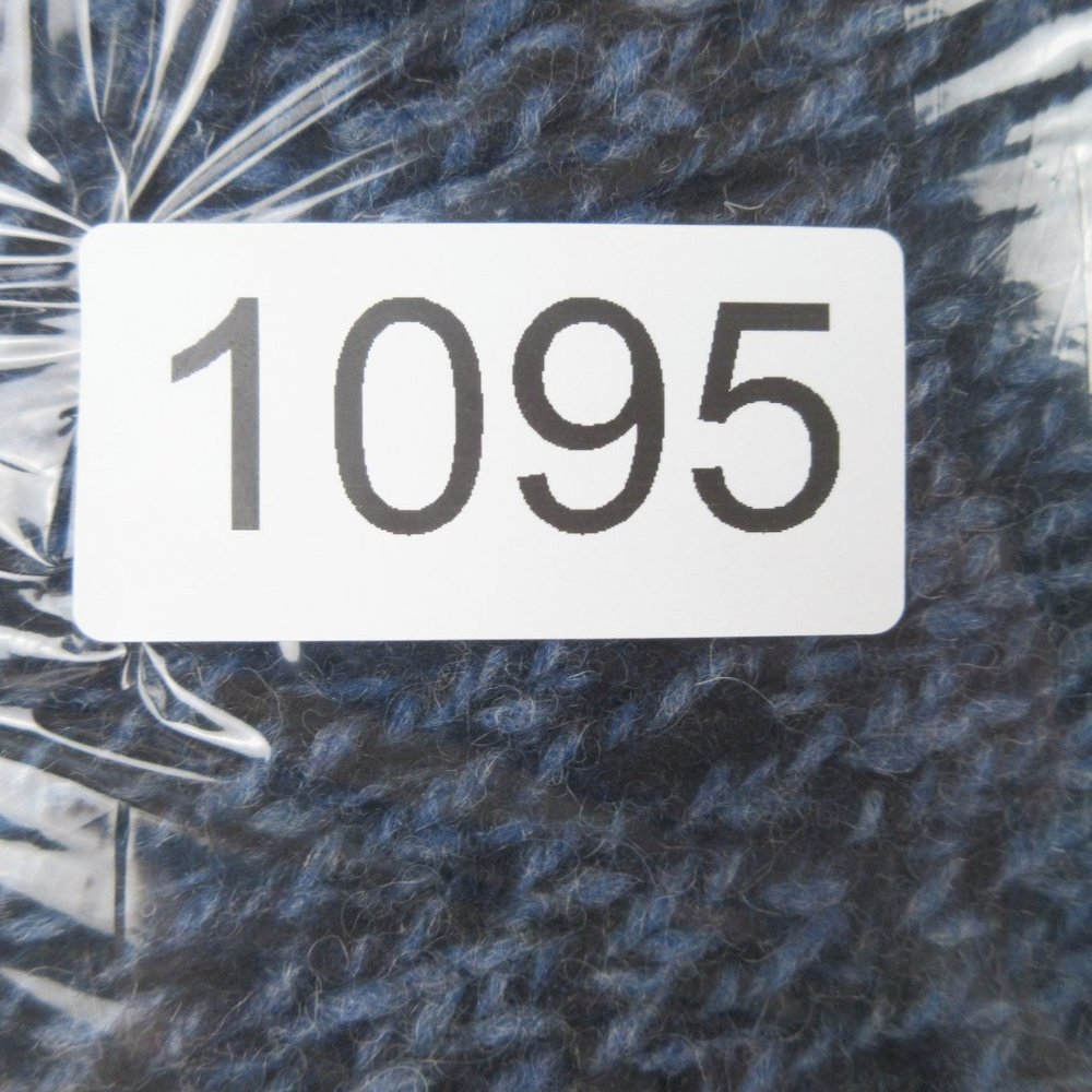 L.L. Bean Sweater Jacket Size M Zippered Flannel Lined - Picture 10 of 10